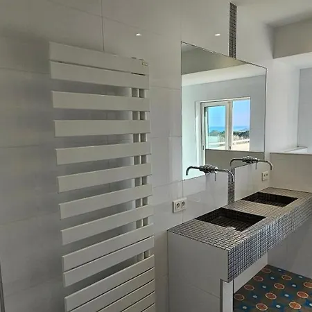 De Standing Les Amandiers, Vue & Piscine *