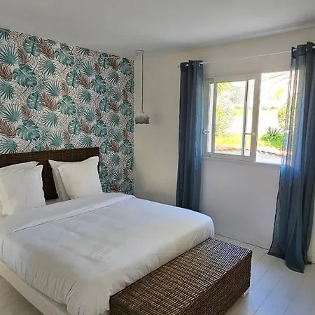 De Standing Les Amandiers, Vue & Piscine Vila *