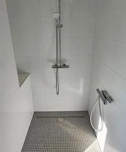 De Standing Les Amandiers, Vue & Piscine