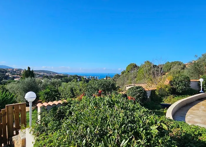 De Standing Les Amandiers, Vue & Piscine * Propriano (Corsica)