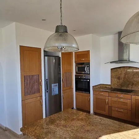 De Standing Les Amandiers, Vue & Piscine Villa *