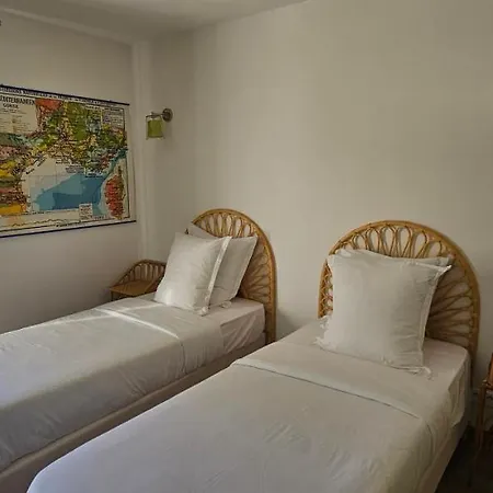 Villa De Standing Les Amandiers, Vue & Piscine