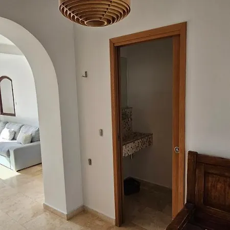 Villa De Standing Les Amandiers, Vue & Piscine