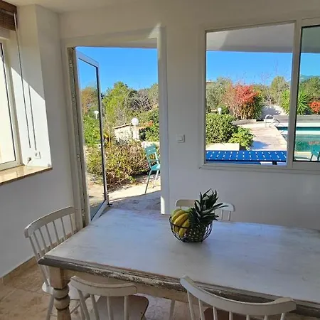 Villa De Standing Les Amandiers, Vue & Piscine